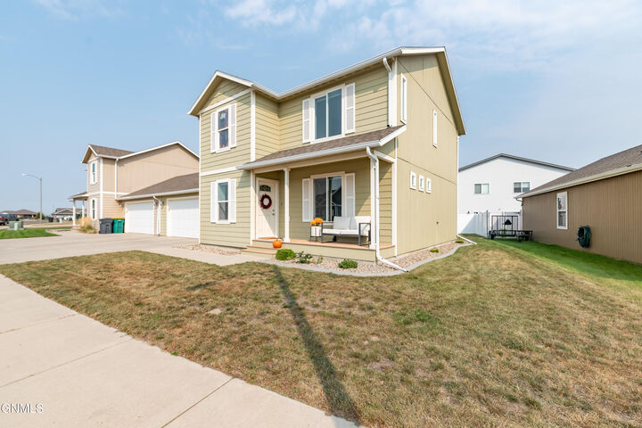 Property Photo: 712 14th Street SE ND 58554