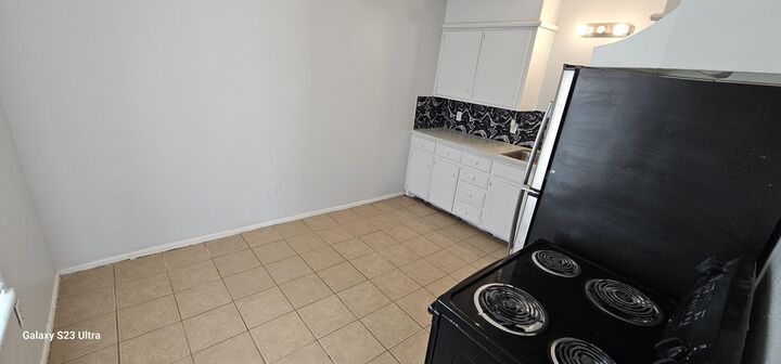 Property Photo:  911 E 37th Street  TX 79404 