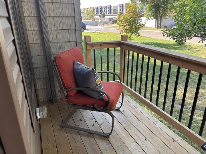 Property Photo:  1509 3rd Ave SW  ND 58701 