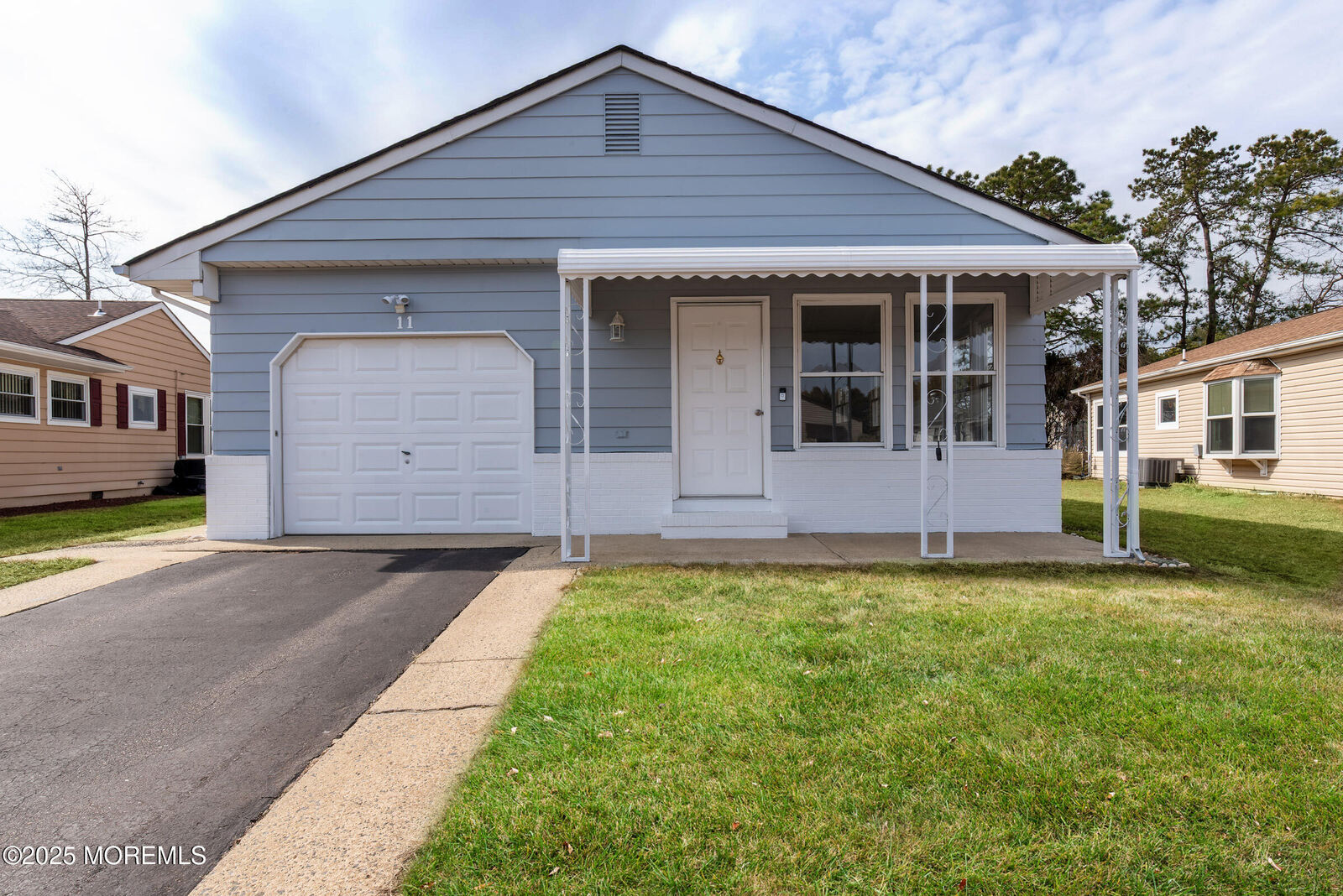 Property Photo: 11 La Terraza Drive NJ 08757
