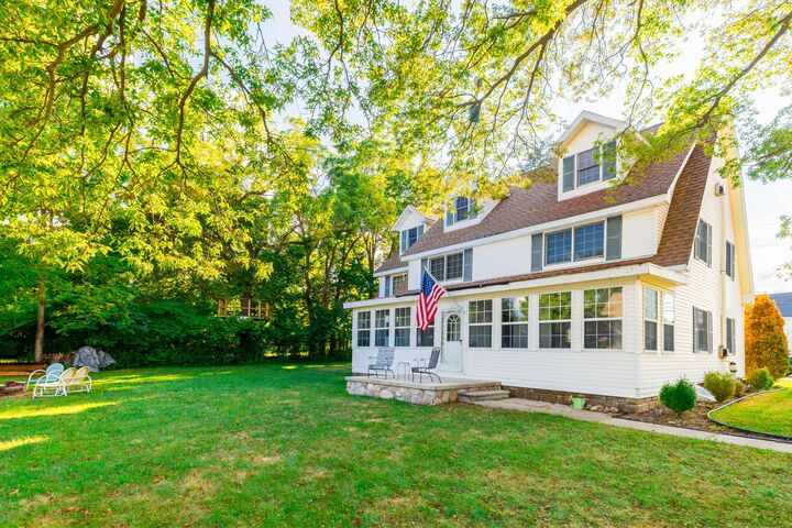 Property Photo: 22306 E River Road MI 48138
