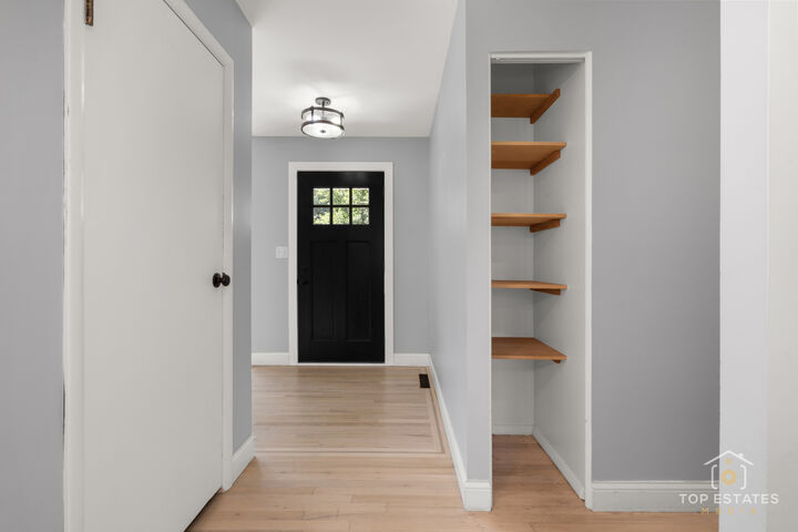Property Photo:  1825 N Kaspar Avenue  IL 60004 