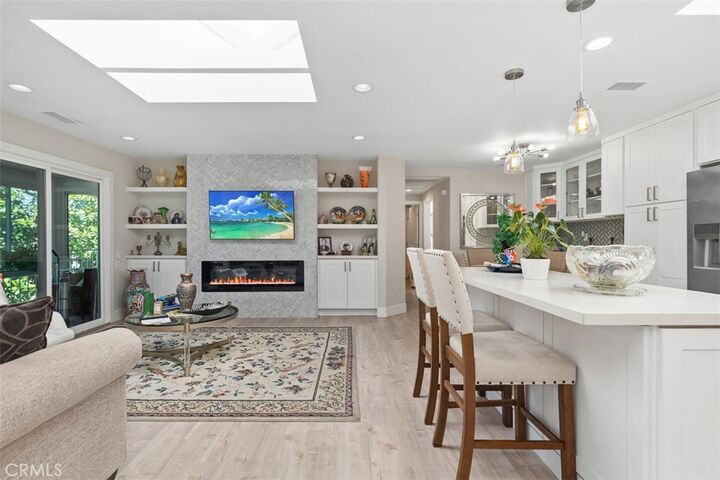 803 Ronda Mendoza O  Laguna Woods CA 92637 photo
