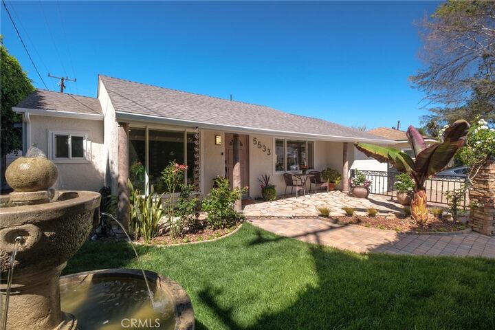 Property Photo:  5533 W 118 Place W  CA 90304 