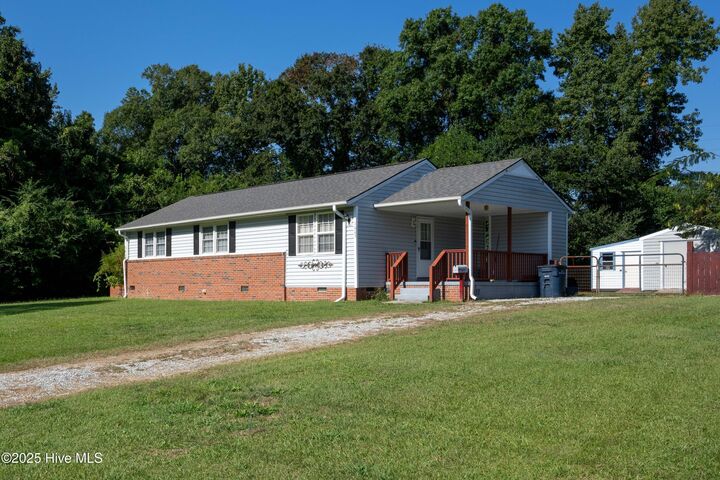 Property Photo:  1003 River Street  NC 28540 