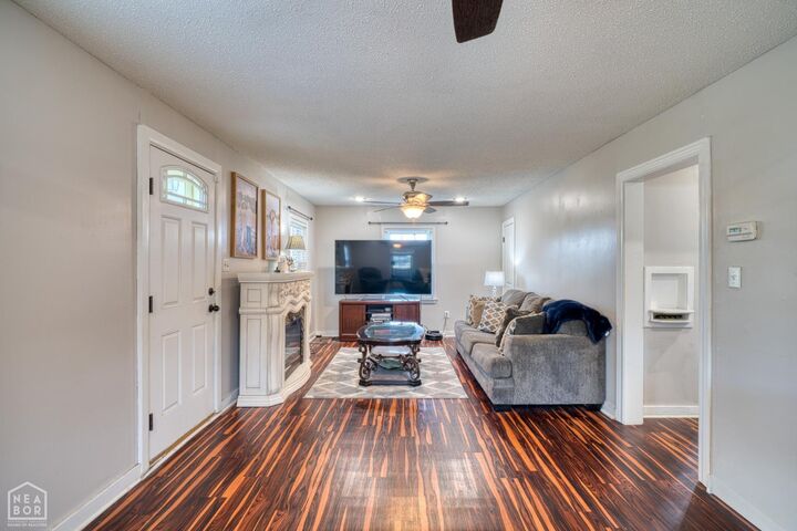 Property Photo: 13506 Highway 463 AR 72472