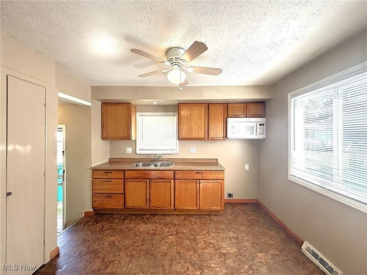 Property Photo:  16161 Glenburn Avenue  OH 44128 