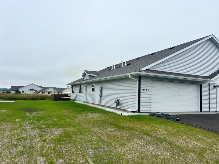 Property Photo:  3111 Scotch Lane  MN 56001 