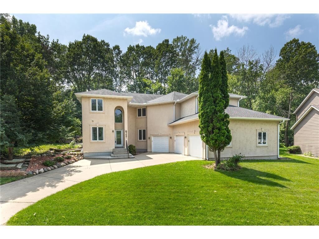 Property Photo:  3681 Robin Lane  MN 55122 