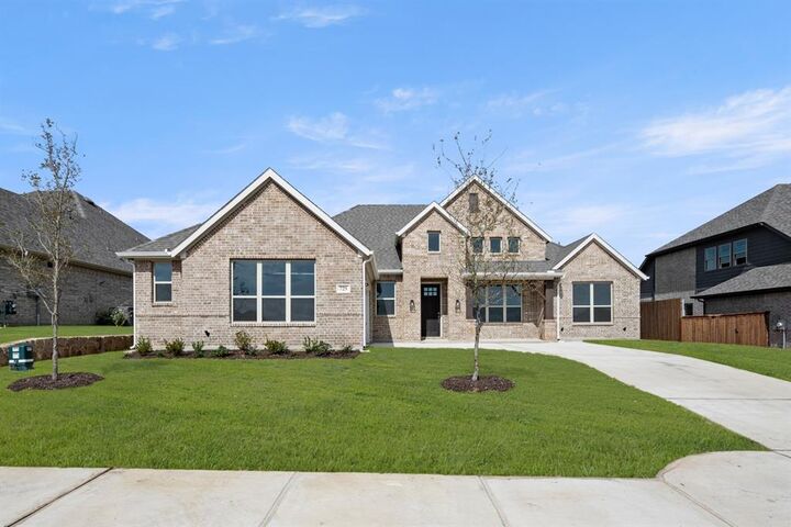 Photo de la propriété:  725 Carriage Hill Road  TX 76065