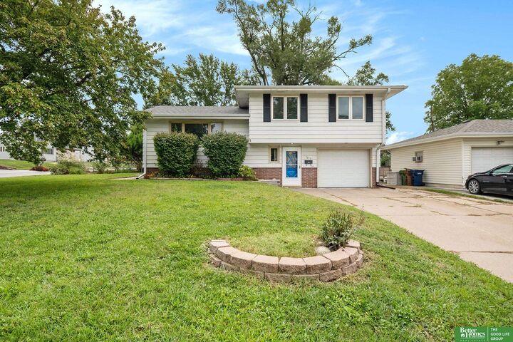 Property Photo:  7217 Sun Valley Drive  NE 68157 