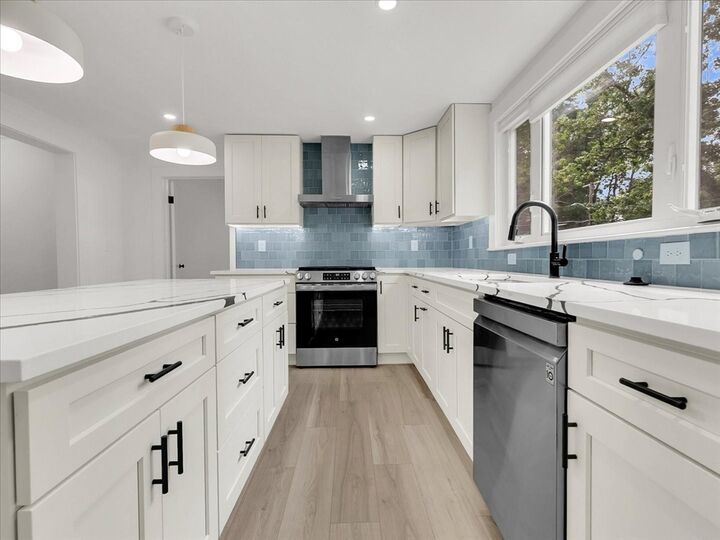 Property Photo: 186 Main St 1 MA 01778
