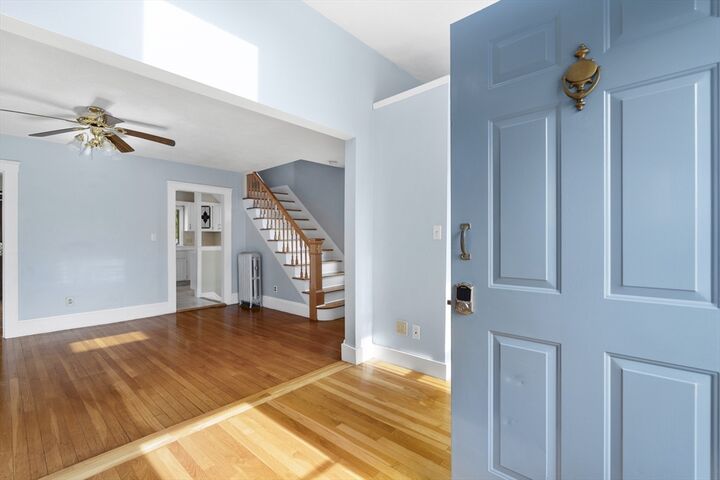 Property Photo:  21 Lake View Pl  MA 01904 