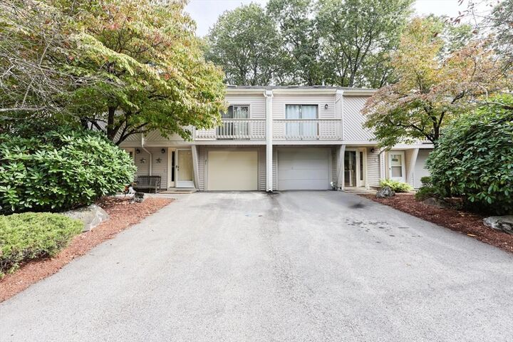 Property Photo: 21 Lordvale Boulevard 406 MA 01536