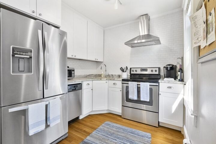 Property Photo: 159 W 7th 3 MA 02127