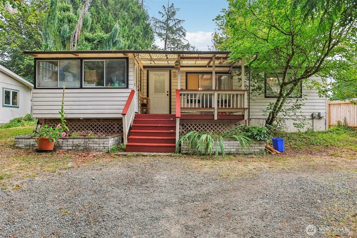 Property Photo: 482 Hilltop Drive WA 98284