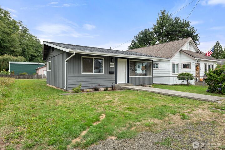 Property Photo: 1309 Marion Street WA 98550