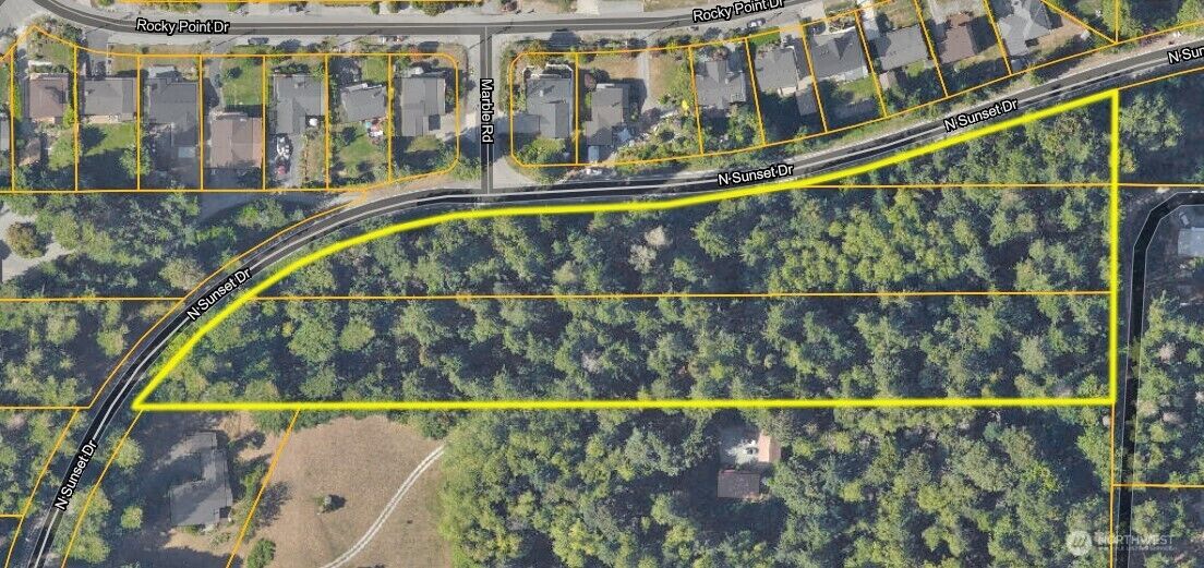 Property Photo:  900  Sunset Drive  WA 98282 