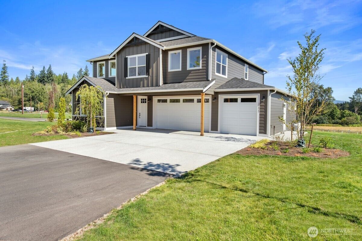 Property Photo: 17825 11th Avenue NE WA 98223