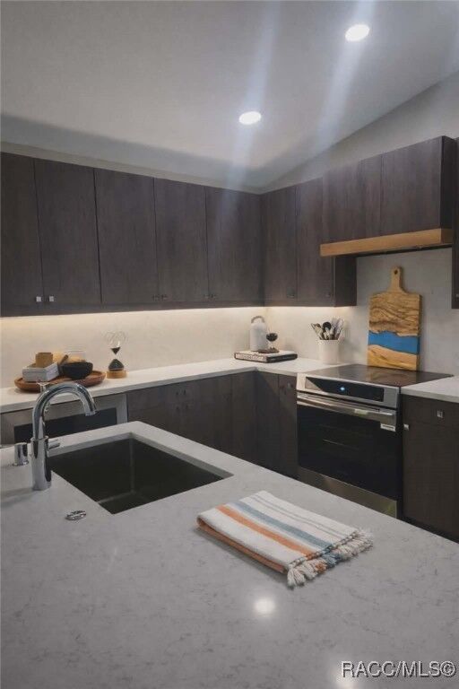 Property Photo:  3011 E Griffin Street  FL 34453 