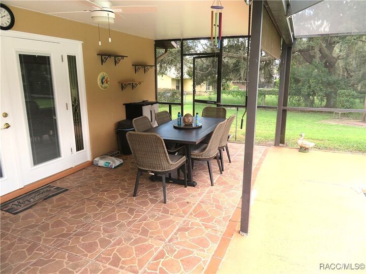 Property Photo: 3002 S Rose Avenue FL 34450