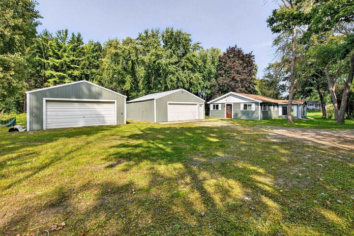 Property Photo:  8543 Oak Lane  WI 54947 