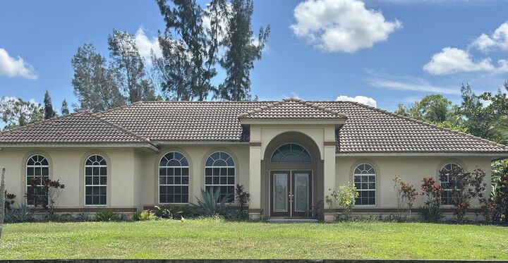 Property Photo: 13638 88th Place N FL 33412