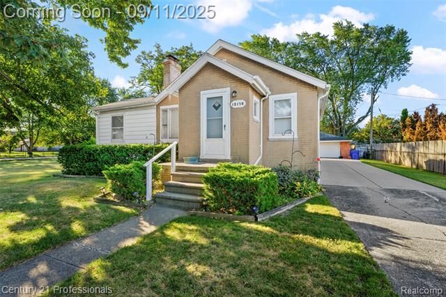 Property Photo:  12178 Stephens Road  MI 48089 