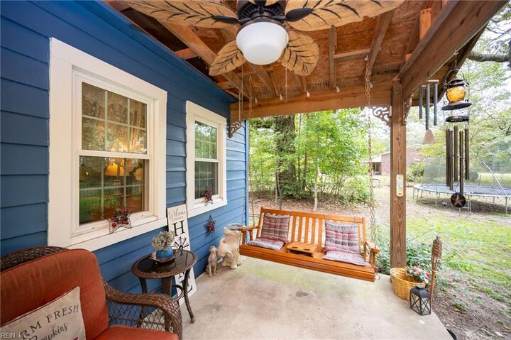 Property Photo:  9809 Old Stage Rd  VA 23168 