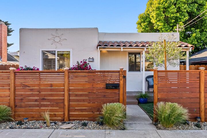 37 Portola Avenue  Monterey CA 93940 photo