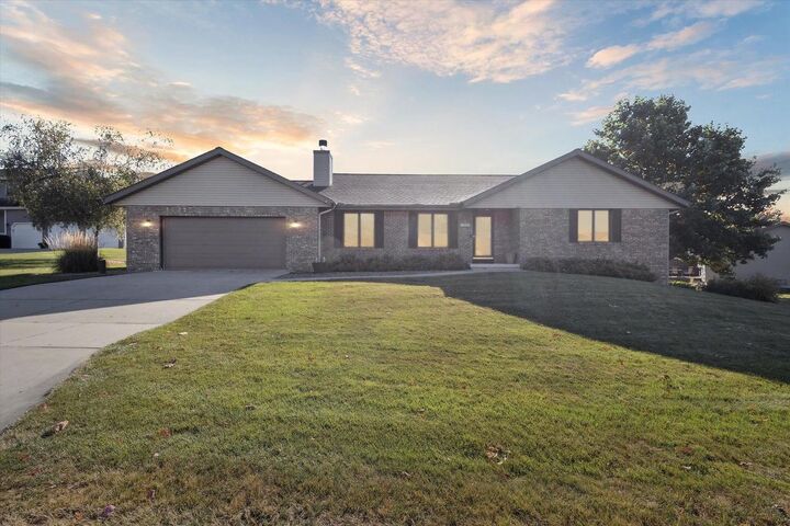 224 Winesap Court  Janesville WI 53548 photo