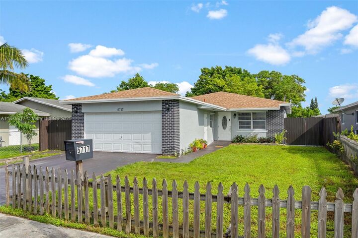 Property Photo:  5717 Mayo St  FL 33023 