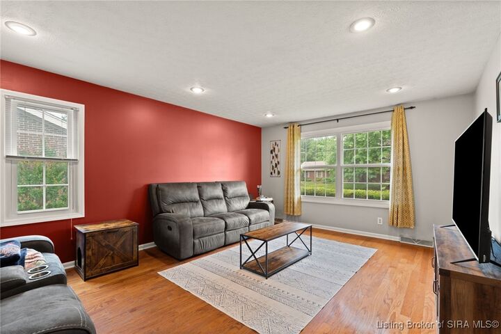 Property Photo:  4621 Shady View Drive  IN 47119 