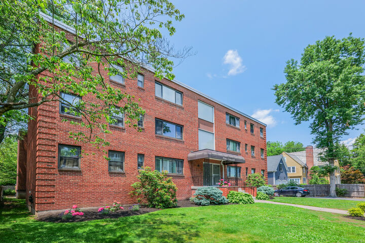 Property Photo:  9 Concord Street Apt B1  CT 06119 