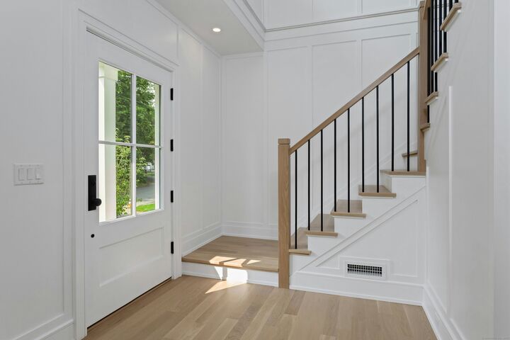 Property Photo:  30 Lake Drive  CT 06820