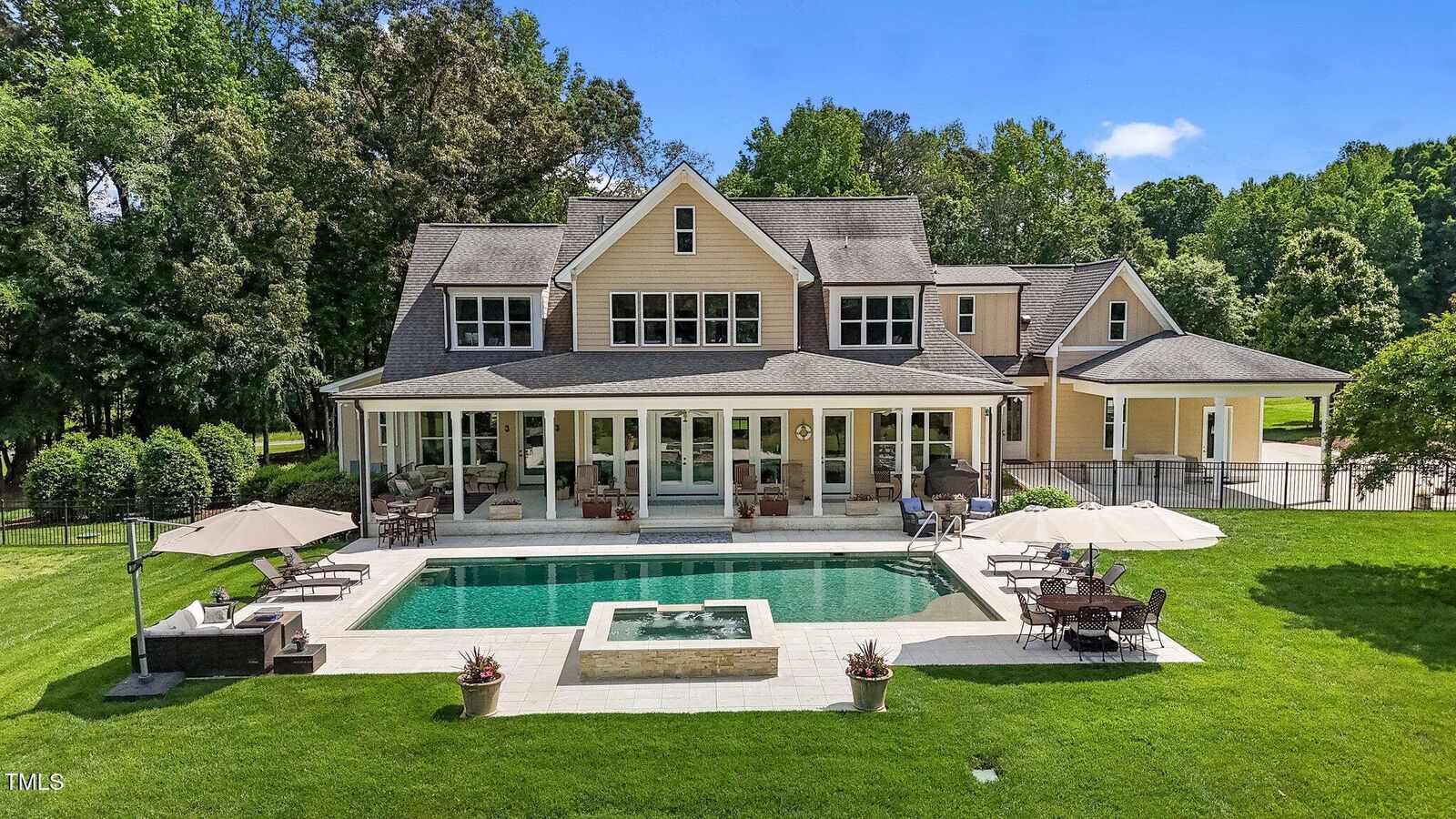 Property Photo: 60 Hartwood Lane NC 27596