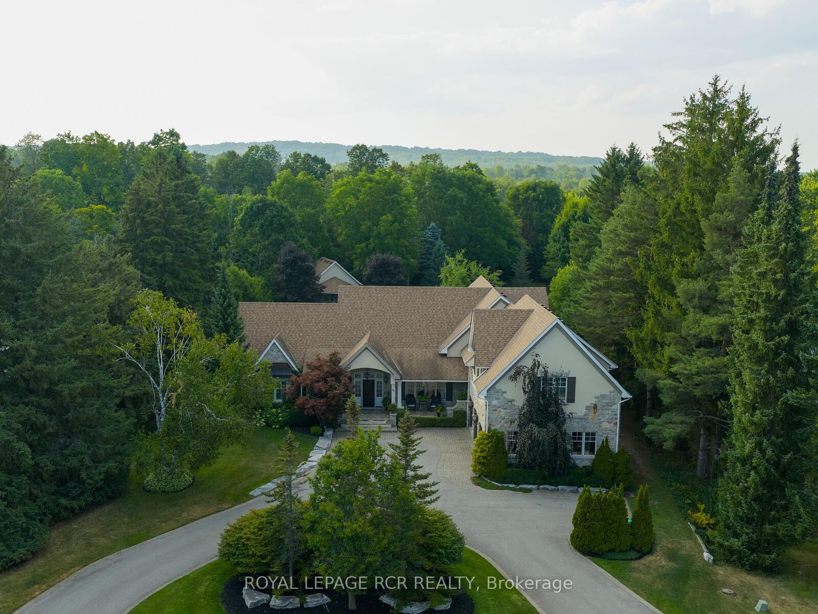 Property Photo: 84 Kennedy Road ON L7C 2A7