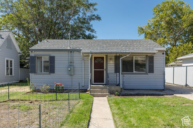 Property Photo: 1035 S Orchard Ave E UT 84404