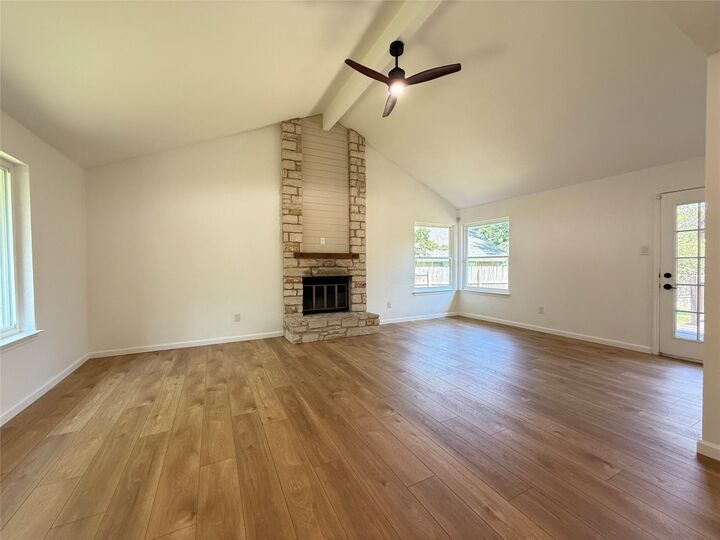 Property Photo:  1402 Monica Street  TX 78758 