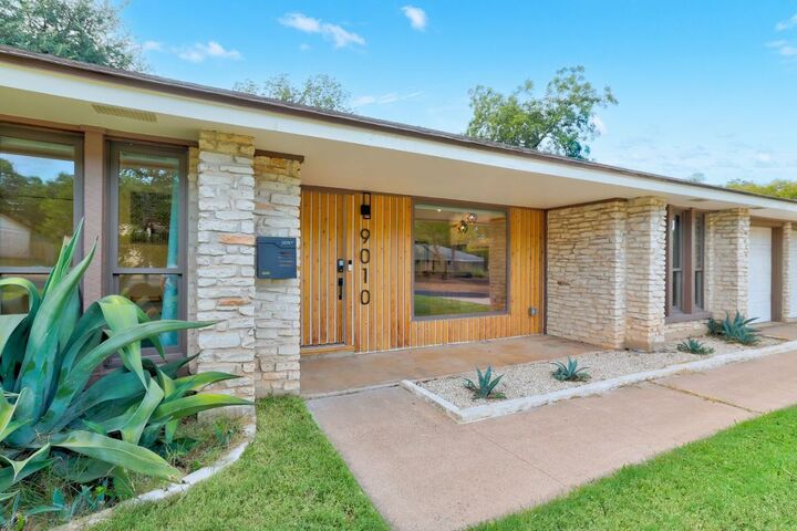 Property Photo:  9010 Laurel Grove Drive  TX 78758 