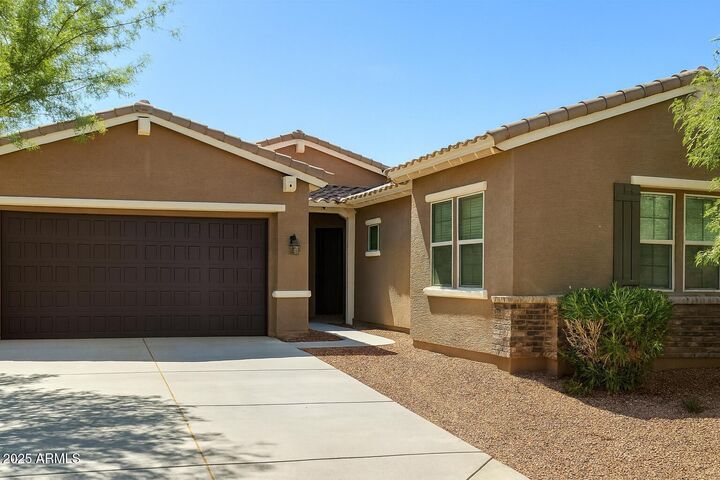 Property Photo:  17941 W Cassia Way  AZ 85338 
