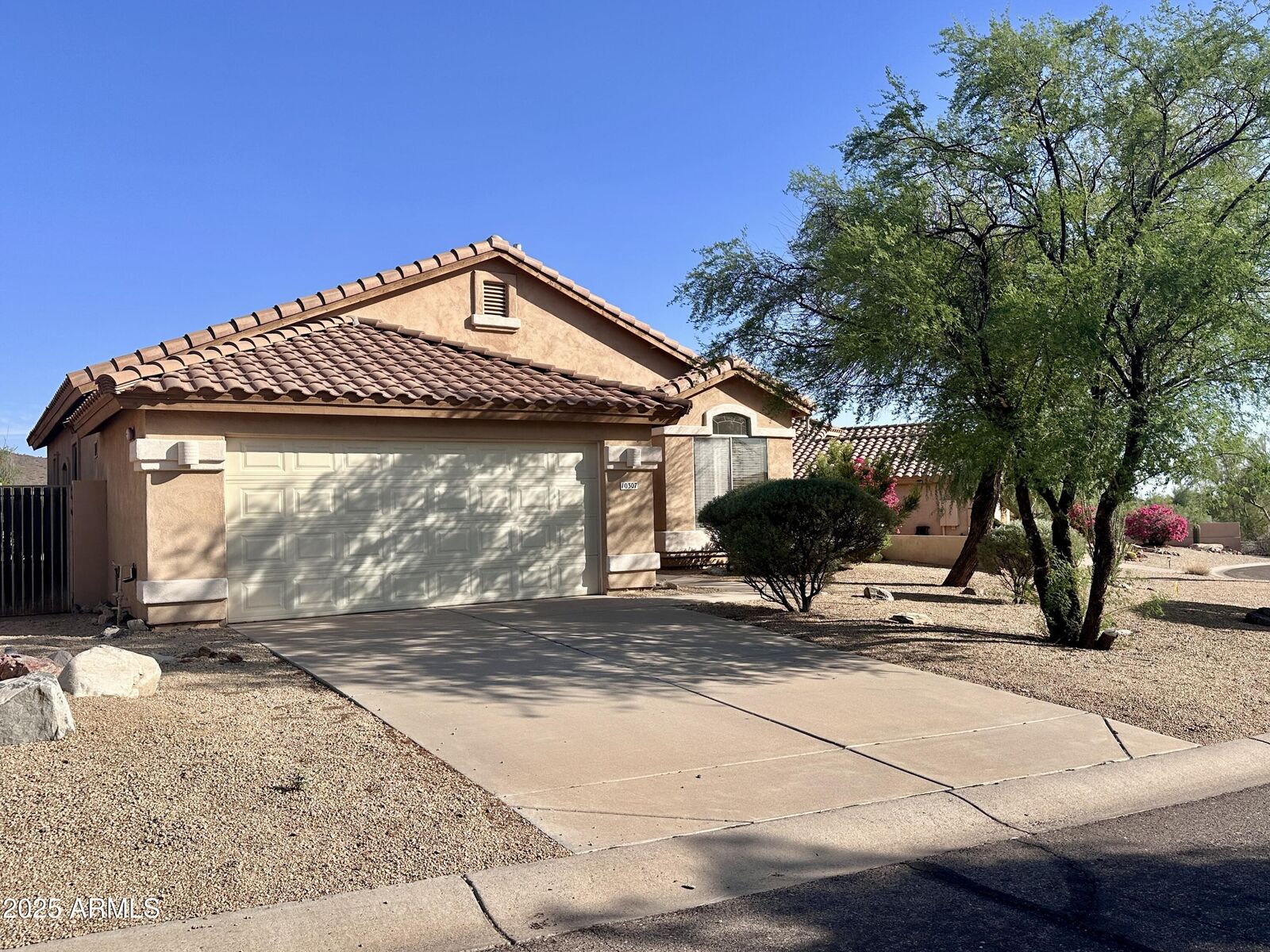 Property Photo:  10307 E Tierra Buena Lane  AZ 85255 