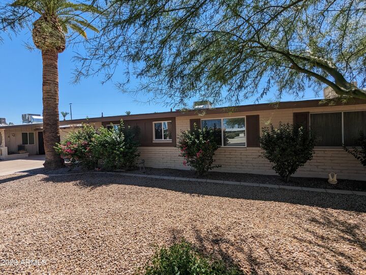 10433 W Oakmont Drive  Sun City AZ 85351 photo