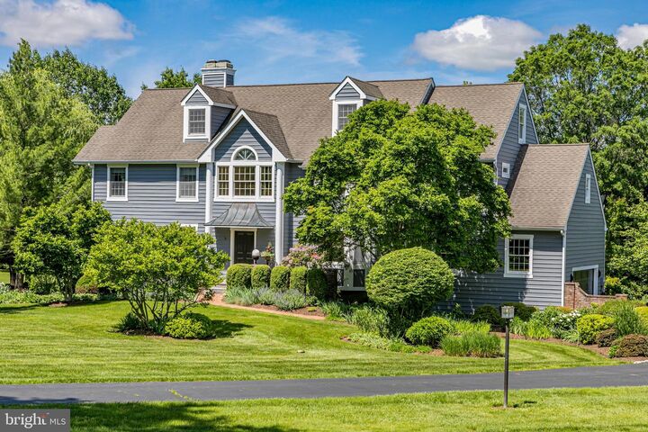 5 Shara Lane  Pennington NJ 08534 photo
