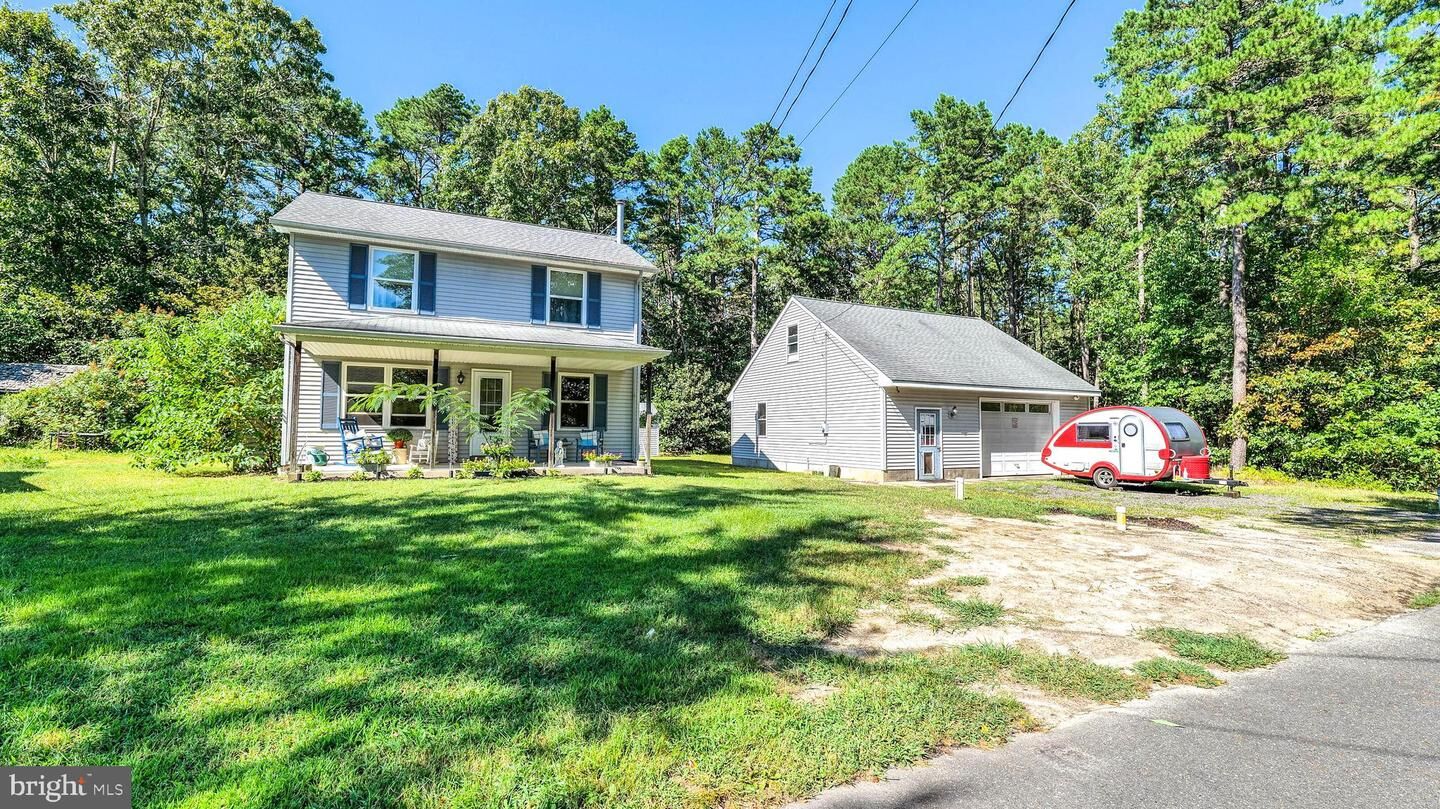 Property Photo:  13 Henderson Avenue  NJ 08215