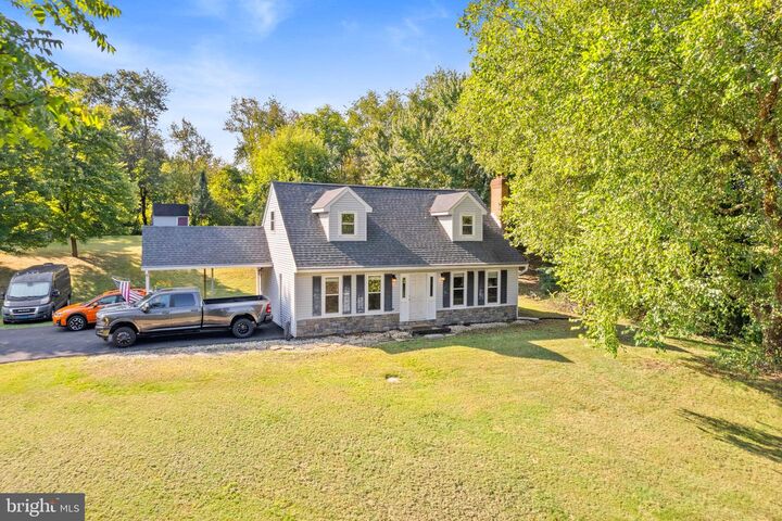 Property Photo: 1469 S Mountain Road PA 17019