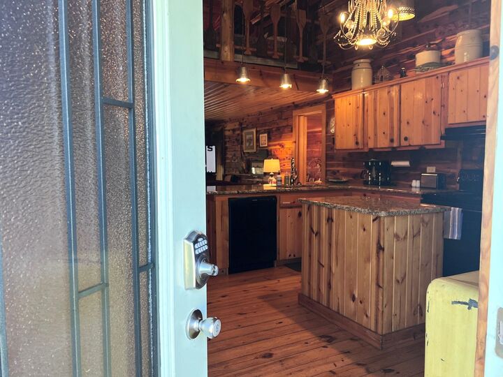 Property Photo:  908 S Riverview Lane  AR 72560 