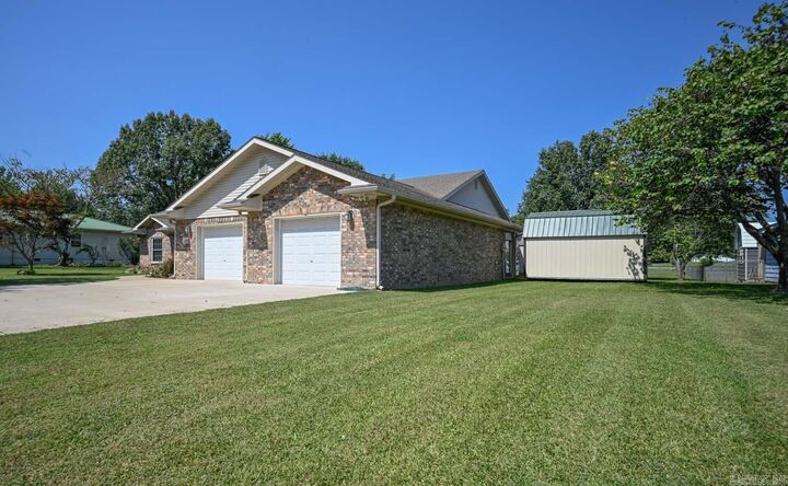 Property Photo:  1309 Church Ave  AR 71953 