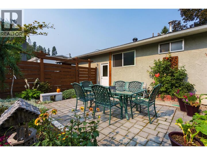 Photo de la propriété:  Rio Drive  BC V1V 1E2 