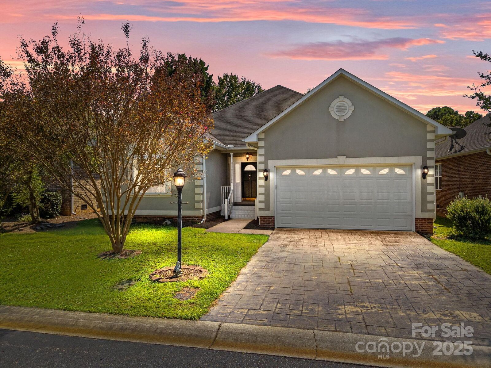 Property Photo:  111 Birkdale Drive  NC 28144
